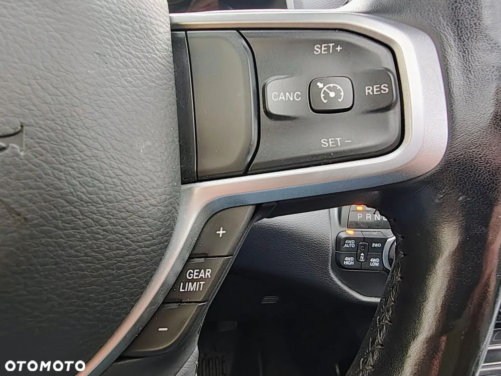 RAM 1500 5.7 Crew Cab Bighorn - 27