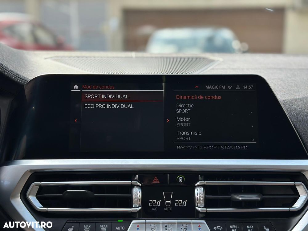 BMW Seria 3 320d xDrive Aut. Luxury Line - 28