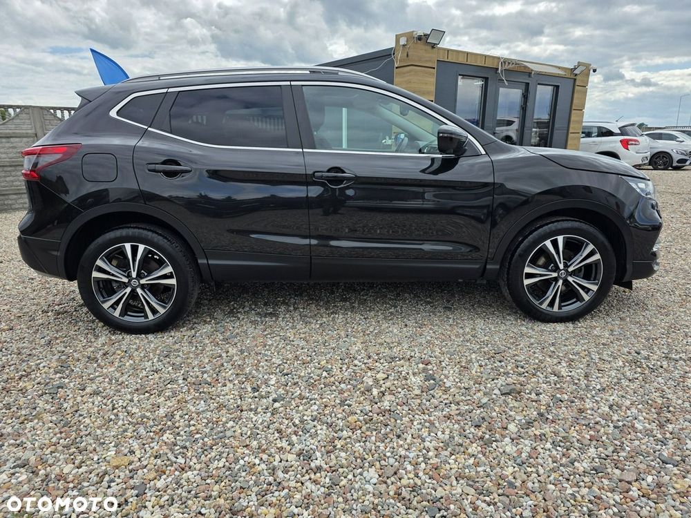 Nissan Qashqai 1.3 DIG-T N-Connecta - 35
