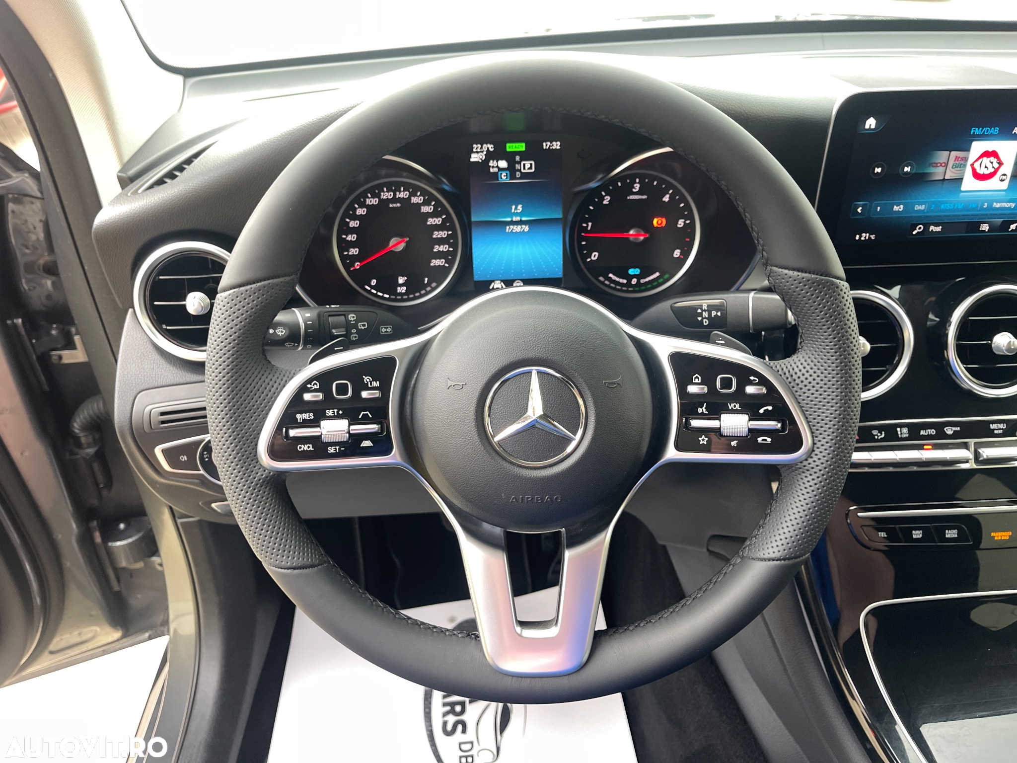 Mercedes-Benz GLC 300 de 4Matic 9G-TRONIC - 37