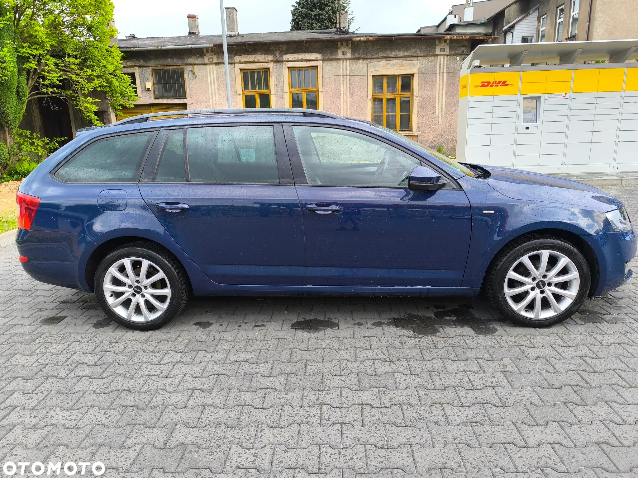 Skoda Octavia Combi 1.6 TDI (Green tec) DSG Joy - 4