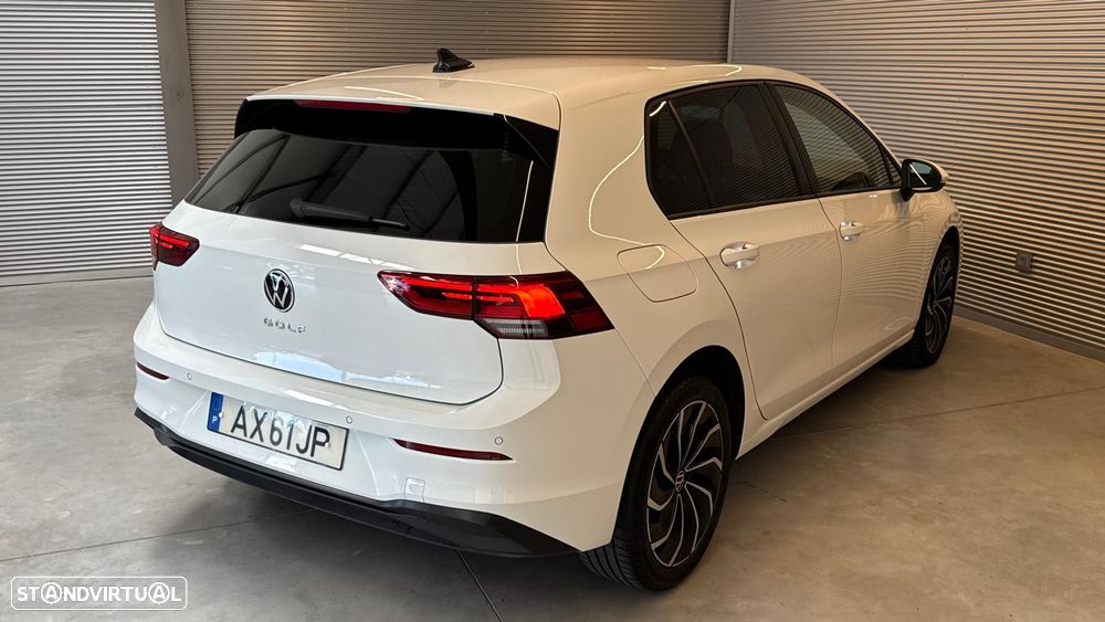 VW Golf - 11