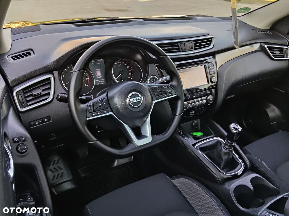 Nissan Qashqai 1.6 DIG-T 360 - 26