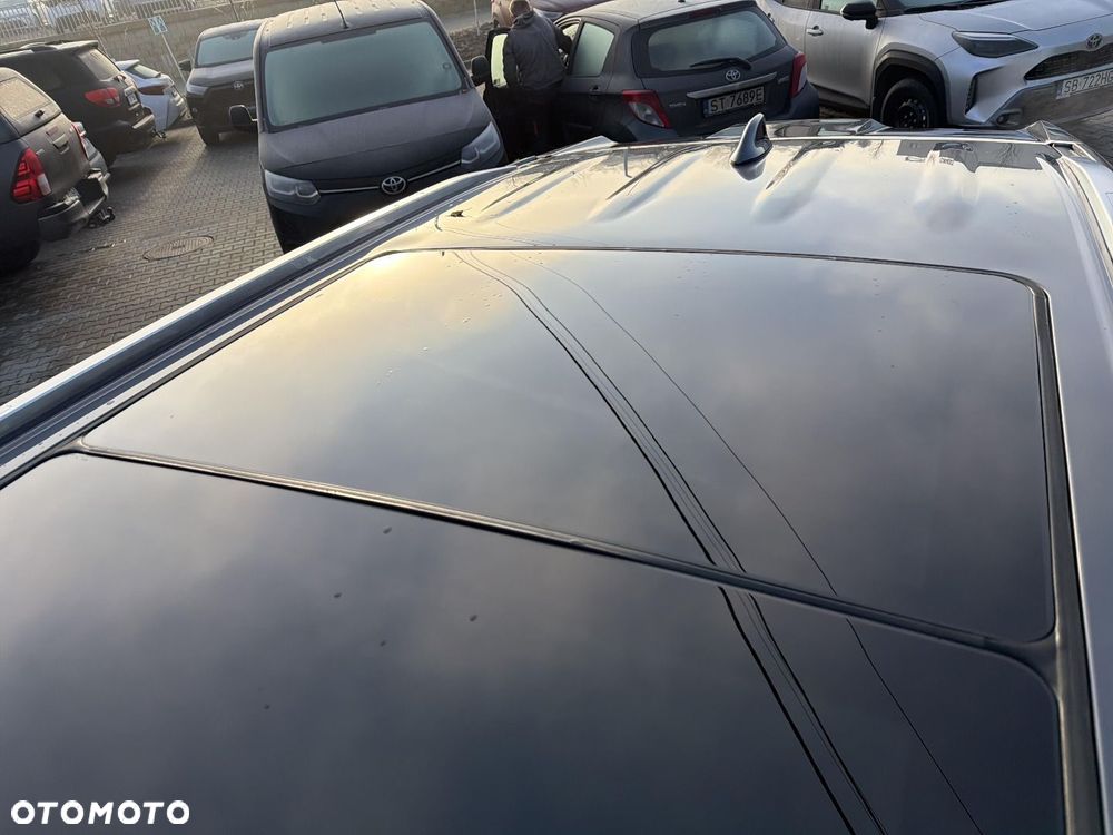 Toyota Highlander - 16