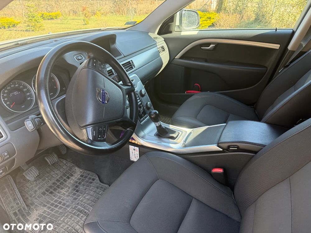 Volvo V70 D3 Kinetic - 5