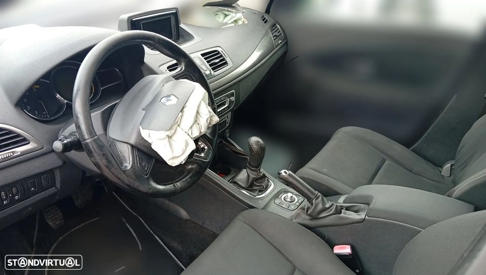 RENAULT Megane III Grandtour (KZ) 1.5 dCi 90 cv / 66 kW 2009 - 2015 K9K 834 para peças - 11