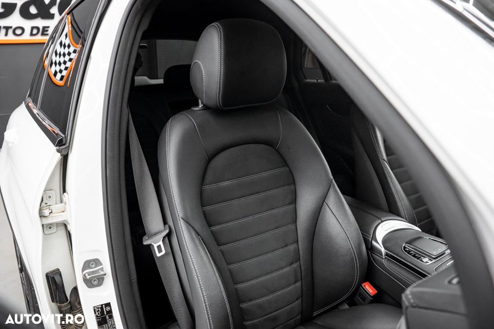 Mercedes-Benz GLC 300 4MATIC MHEV - 14
