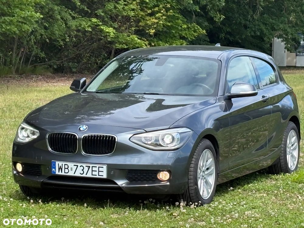BMW Seria 1 116i - 11