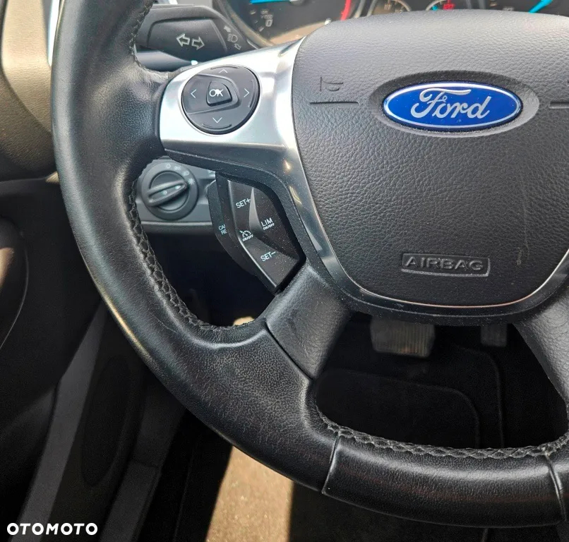 Ford Kuga 2.0 TDCi 4x4 Titanium - 21