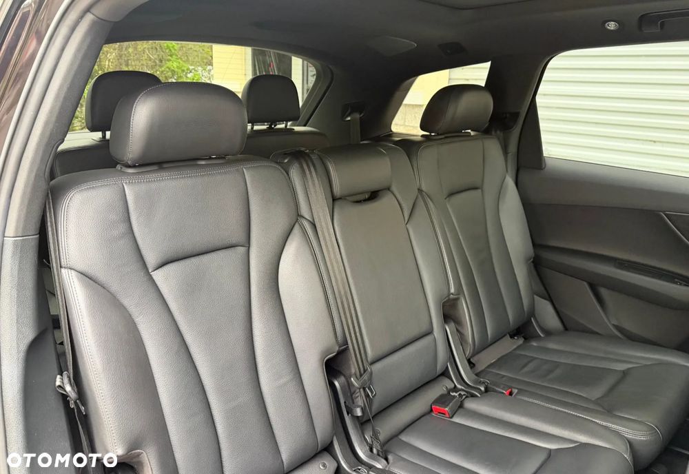 Audi Q7 3.0 TFSI Quattro Tiptronic - 12