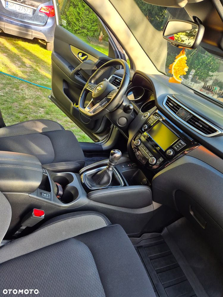 Nissan Qashqai 1.3 DIG-T N-Connecta - 13