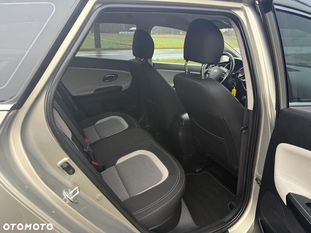 Kia Ceed 1.6 GDI Platinum Edition - 12