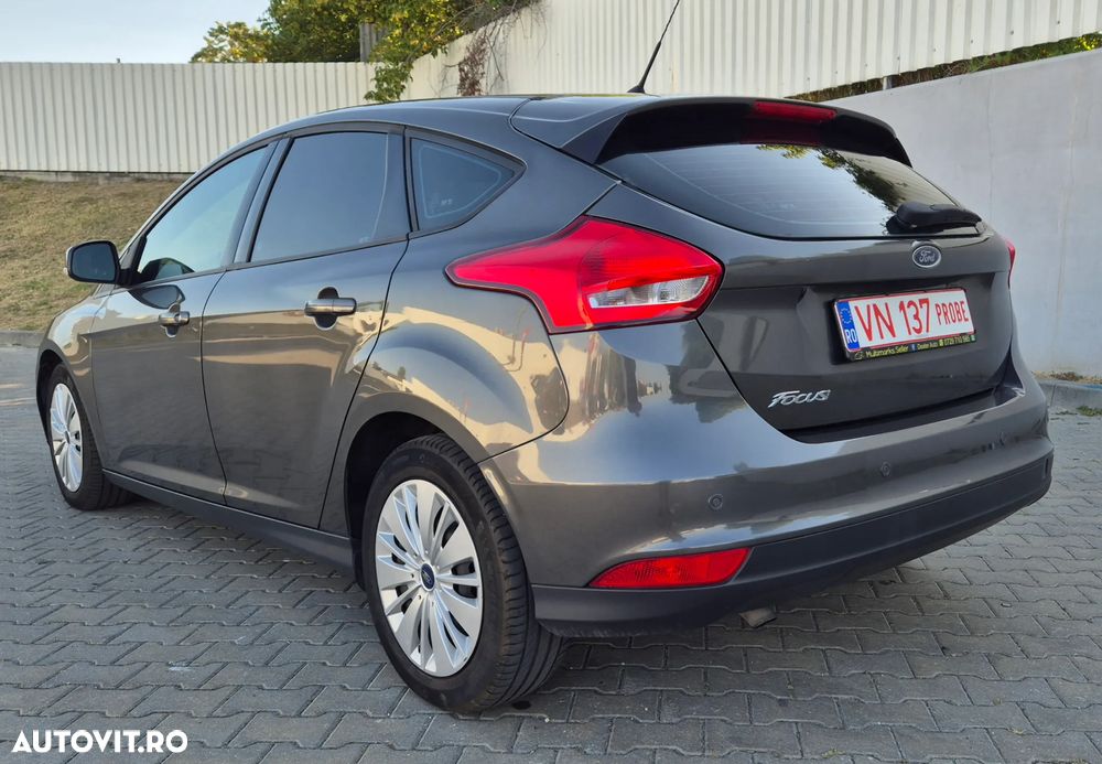 Ford Focus 1.5 TDCi DPF Start-Stopp-System Business - 6