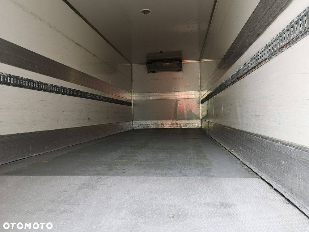 DAF CF 370 Chłodnia 3 Osiowa Winda Manual Niski Przebieg! - 11