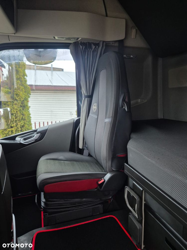 Volvo FH 500 PUSHER 6X2*4 - 32