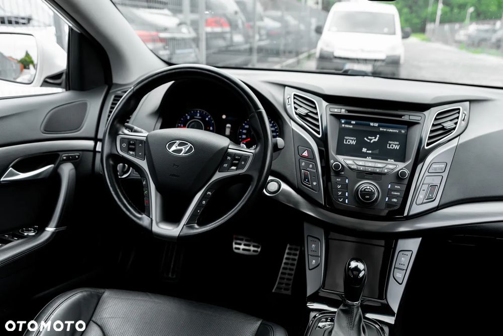 Hyundai i40 Kombi blue 1.7 CRDi DCT Premium - 26