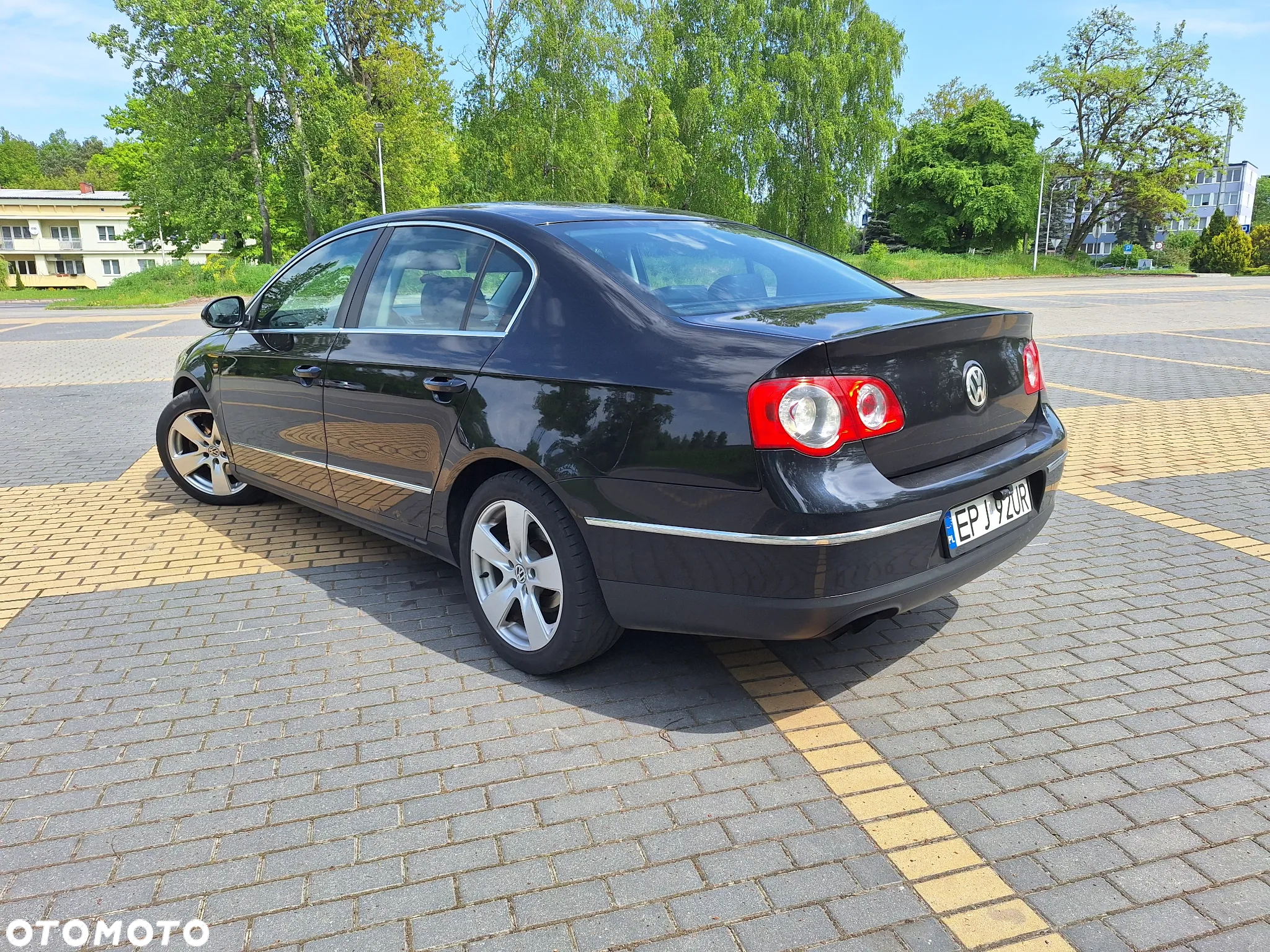 Volkswagen Passat 2.0 TDI Comfortline - 5