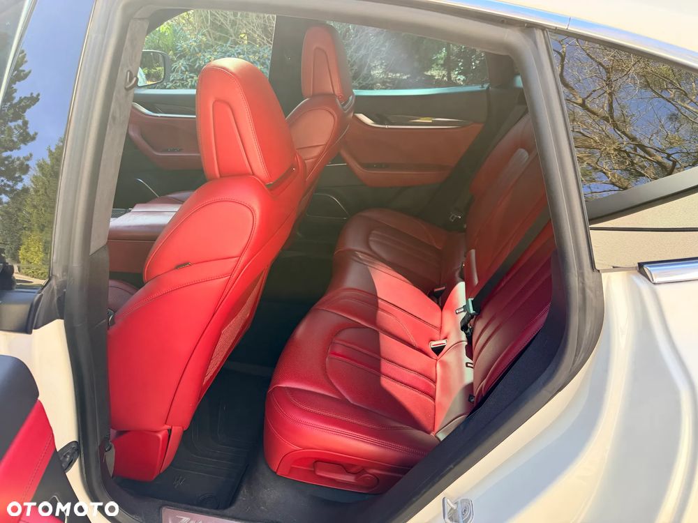 Maserati Levante S Q4 - 14