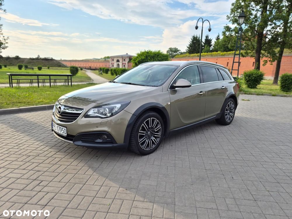 Opel Insignia 2.0 CDTI 4x4 Exclusive S&S - 2