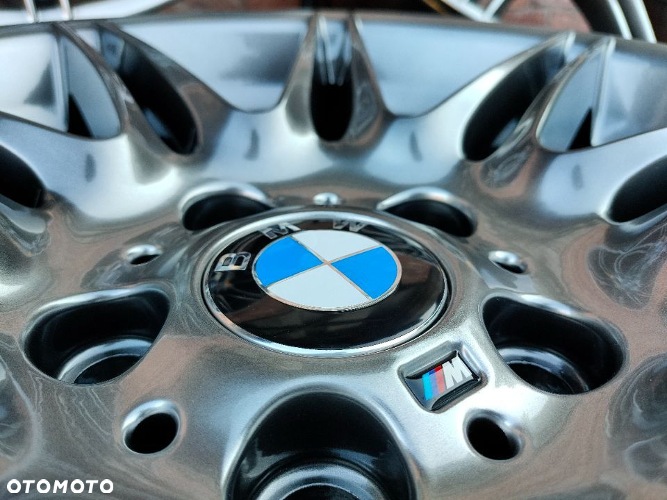8j ET37 9j ET39 oryginał felgi 19 BMW 5x120 M pakiet Styling 225 E46 E90 X1 E84 GT Z3 Z4 F30 F32 F10 F34 E60 xDrive E87 E81 F20 F22 - 17