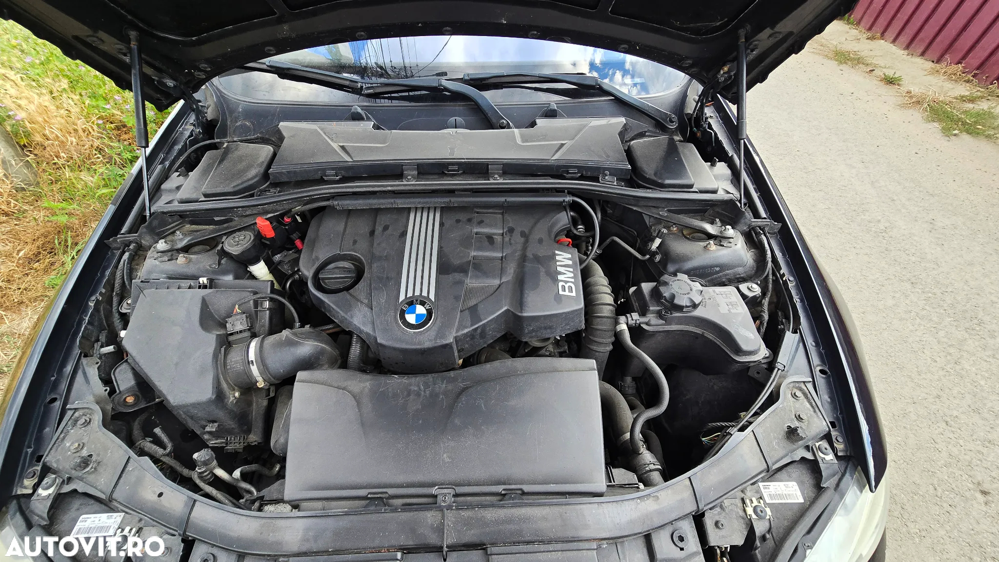 BMW Seria 3 318d - 13