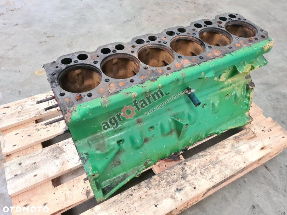 BLOK SILNIKA R72975 JOHN DEERE 4040 4240 4040S - 2