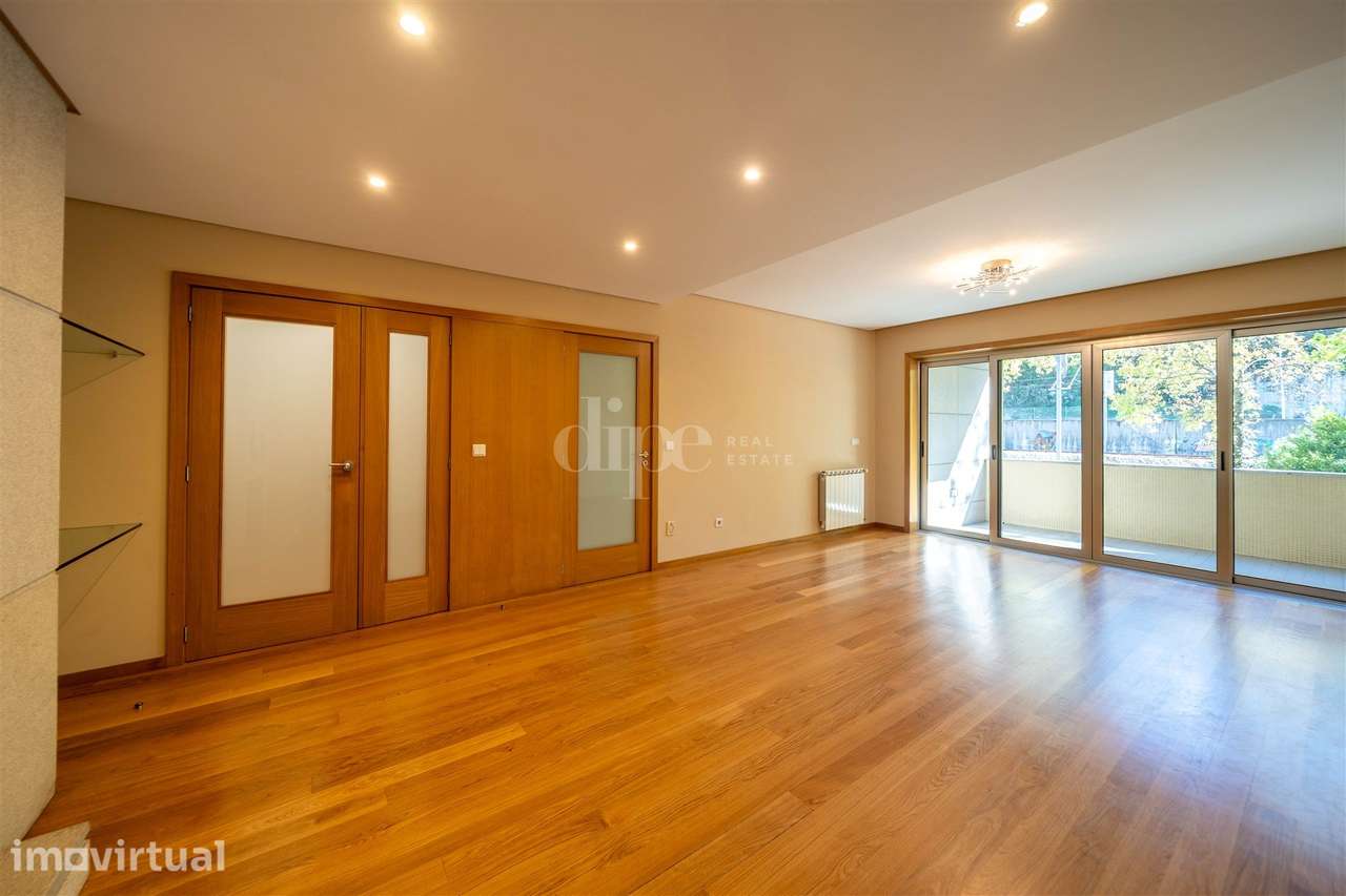 Arrendamento | Apartamento T2 no coração da cidade de Guimarães - Grande imagem: 5/24