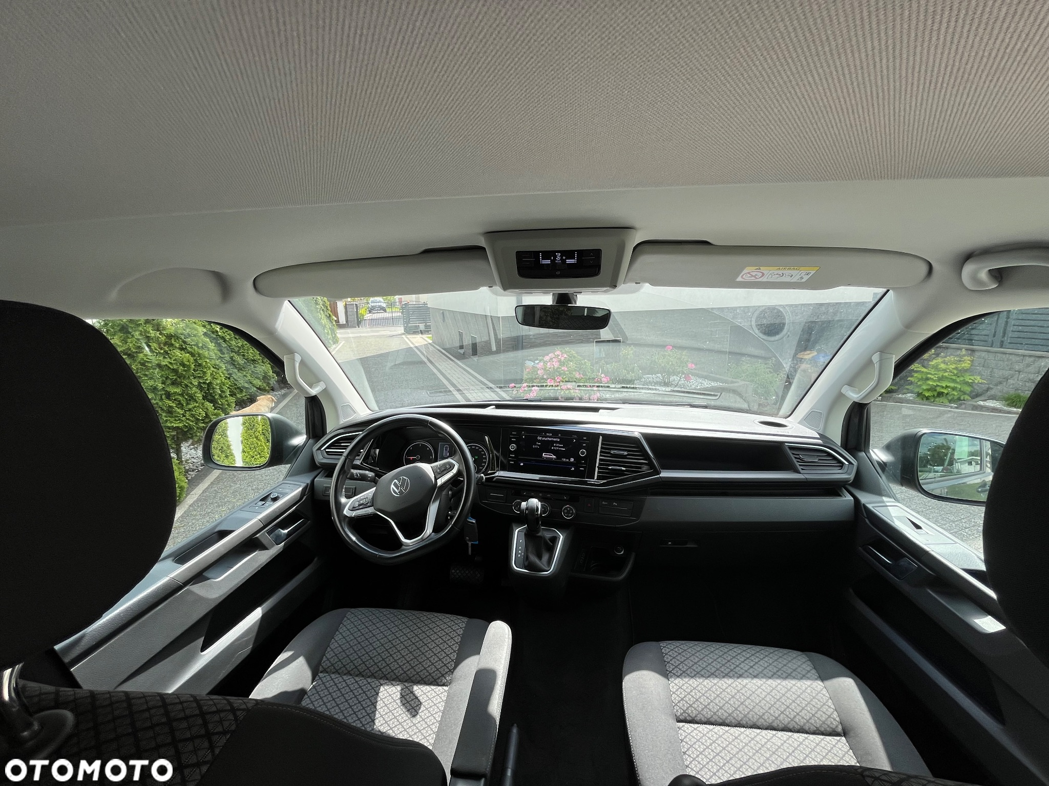 Volkswagen Multivan 6.1 2.0 TDI L1 Trendline DSG - 36