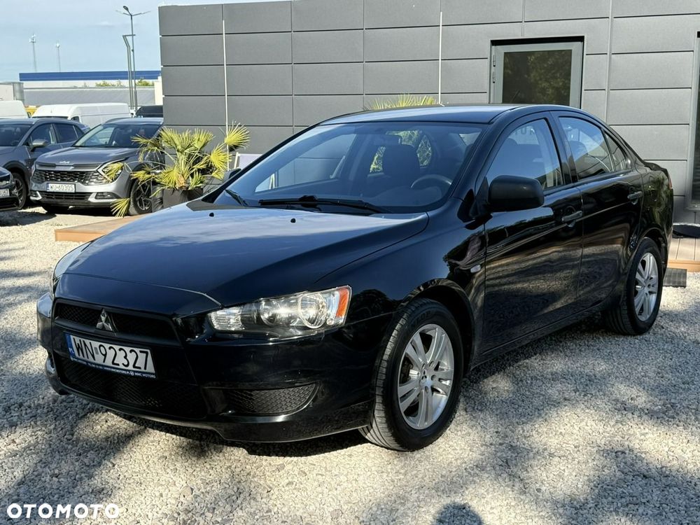 Mitsubishi Lancer - 1