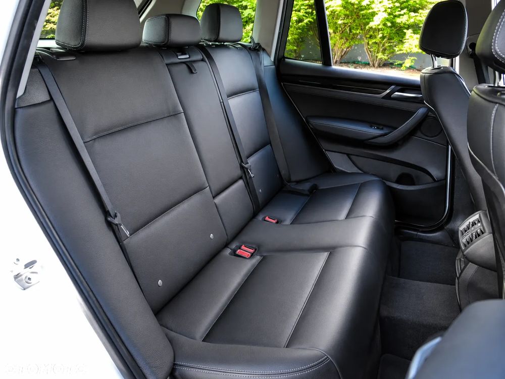 BMW X3 xDrive28i Advantage sport - 15