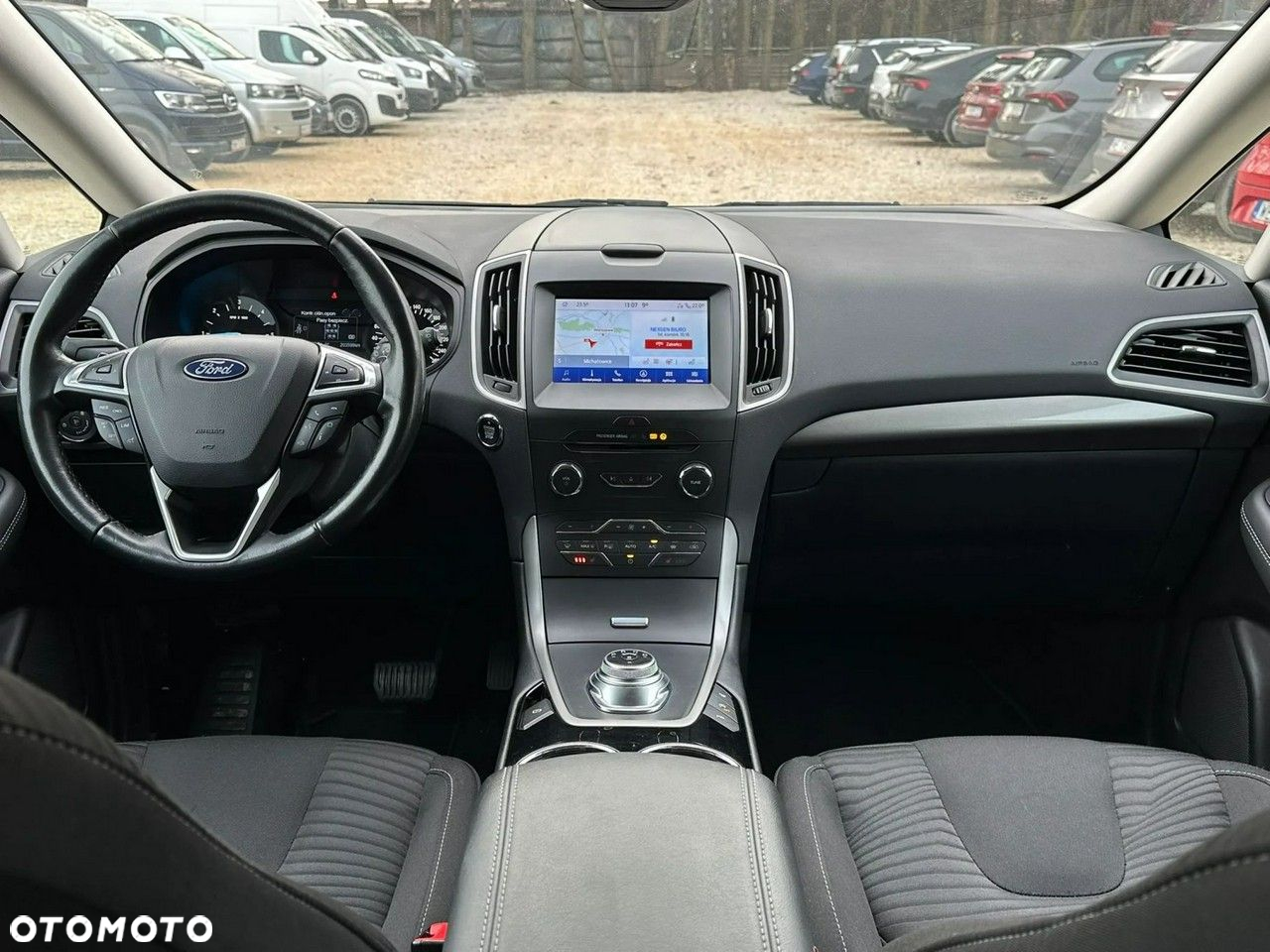 Ford S-Max - 18
