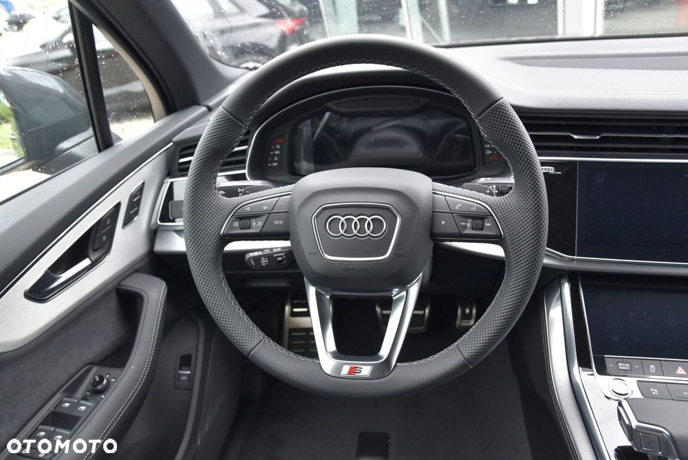 Audi Q7 - 15
