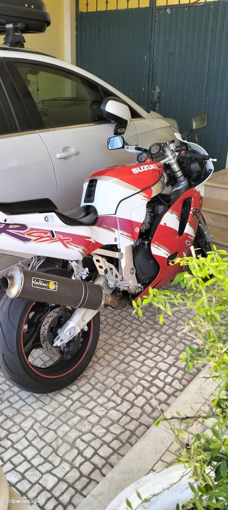 Suzuki GSX-R - 2