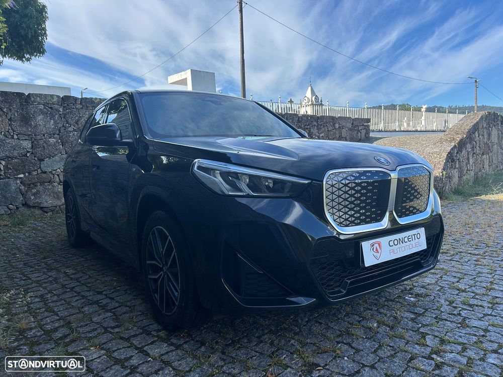 BMW iX1 - 4