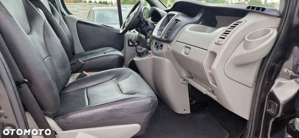 Opel Vivaro - 30