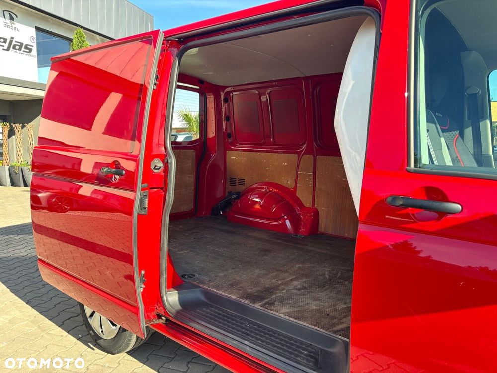 Volkswagen Transporter - 25