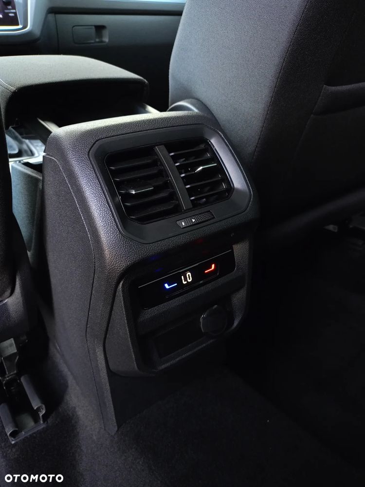 Volkswagen Tiguan 1.5 TSI EVO Life DSG - 27