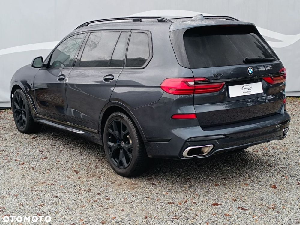 BMW X7 - 4