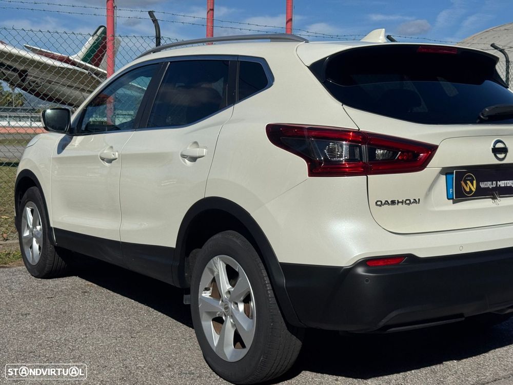 Nissan Qashqai 1.5 dCi N-Connecta J18+Led - 43