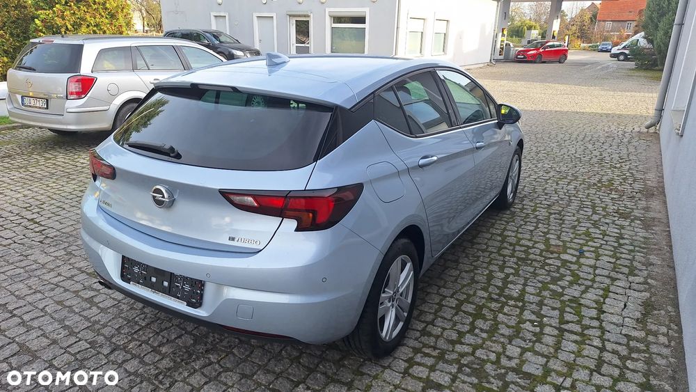 Opel Astra 1.6 BiTurbo D (CDTI) Start/Stop Dynamic - 4
