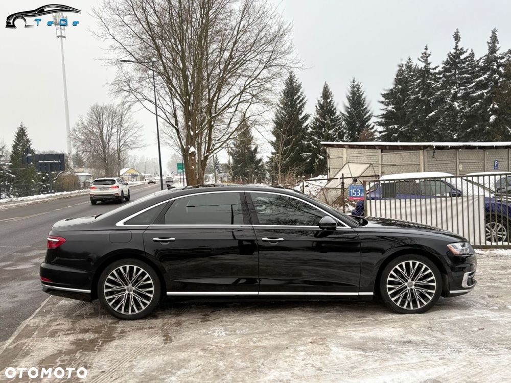 Audi A8 - 7