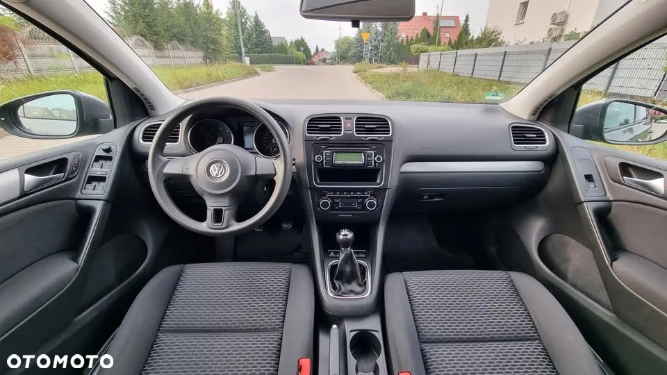 Volkswagen Golf - 12