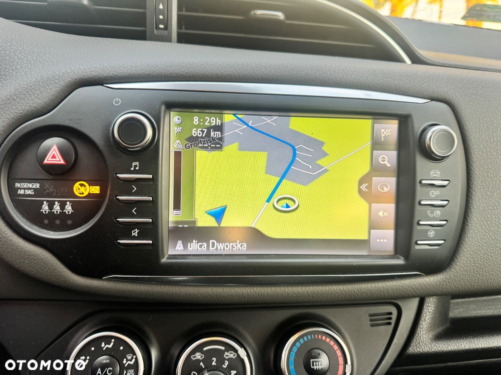 Toyota Yaris - 19