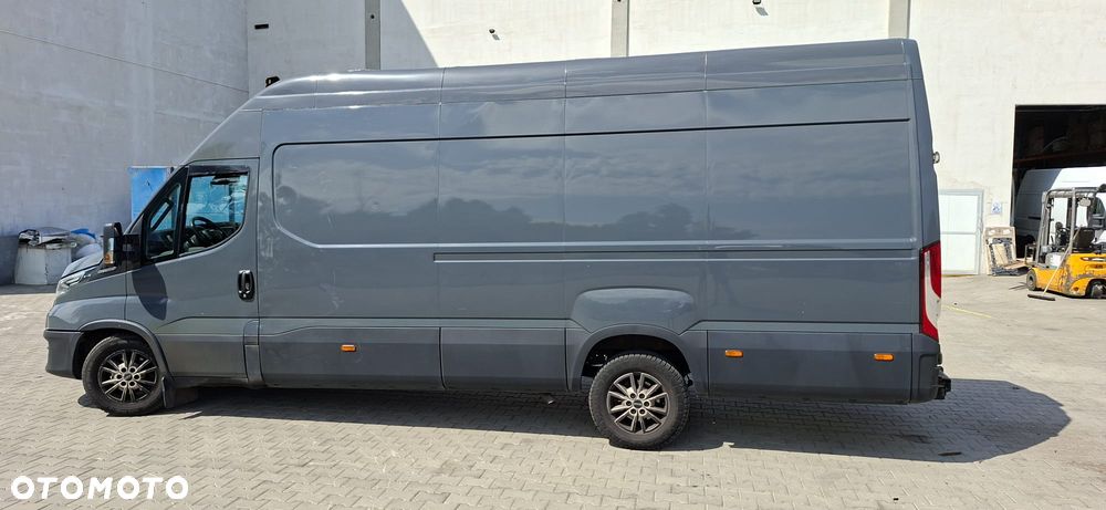 Iveco Daily - 8