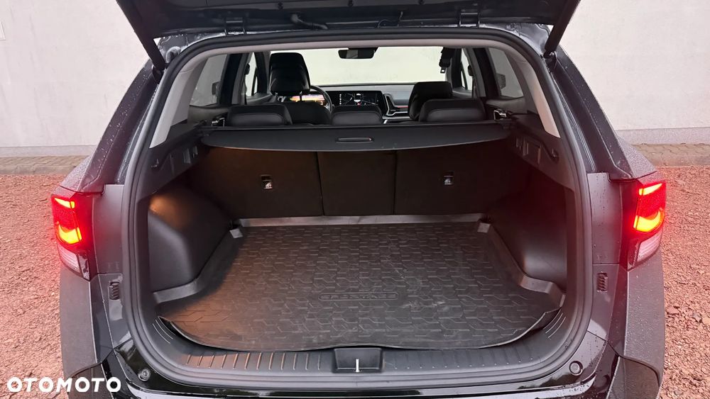 Kia Sportage 1.6 T-GDI HEV Business Line 4WD - 24