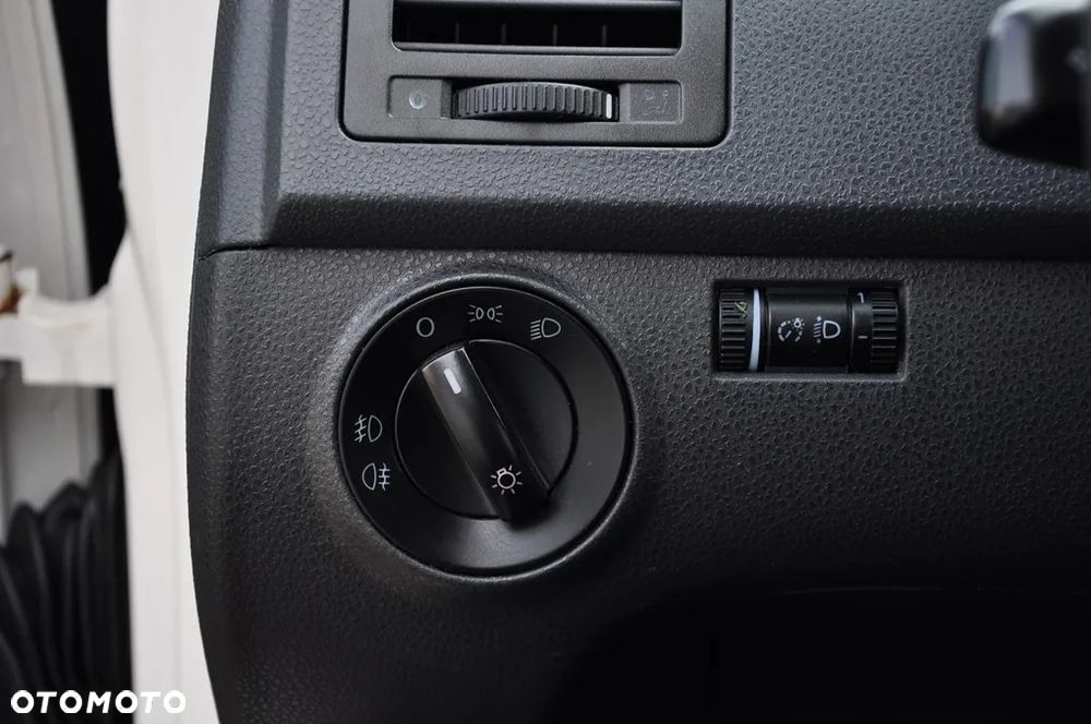 Volkswagen Polo 1.4 Comfortline - 36