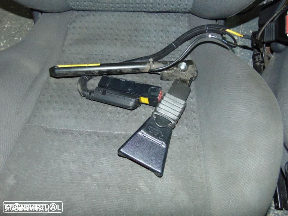 Opel Corsa C conjunto dos bancos 3 portas - 9