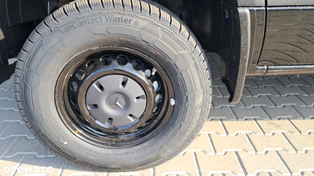 Mercedes-Benz Sprinter - 27