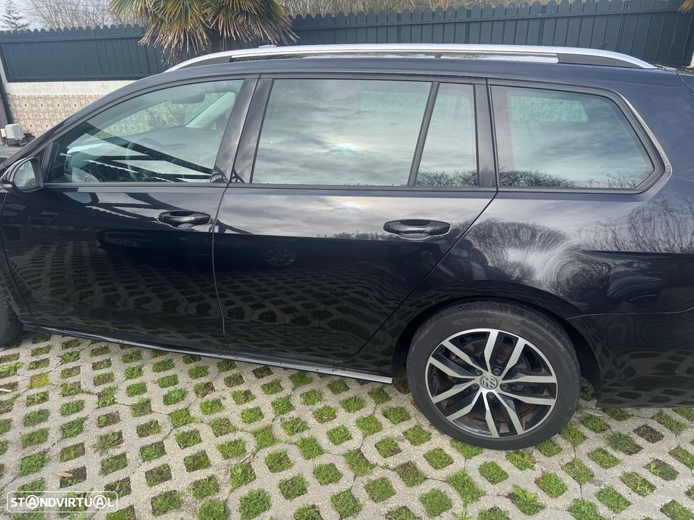 VW Golf Variant 2.0 TDi R-Line - 3