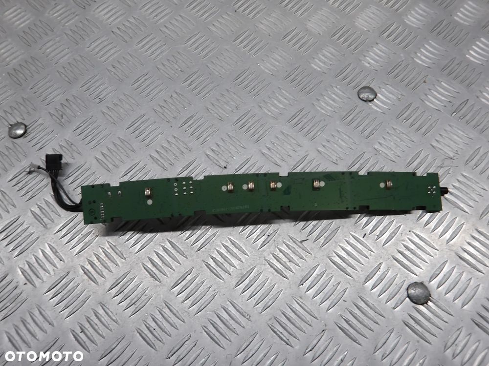 BMW E60 LIFT 07-10 WZMACNIACZ ANTENOWY 9193832 - 2